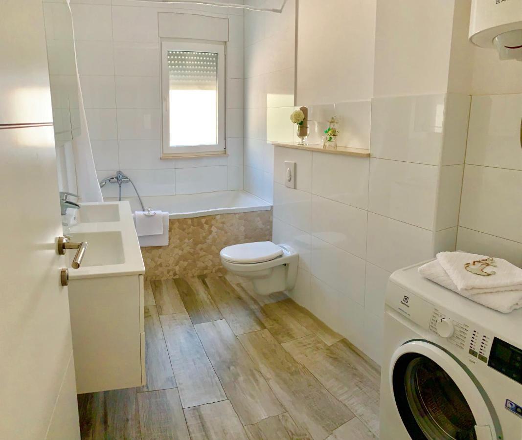Diamant Apartments 巴什卡沃达 外观 照片