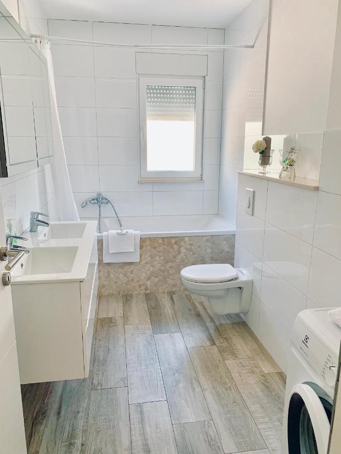 Diamant Apartments 巴什卡沃达 外观 照片